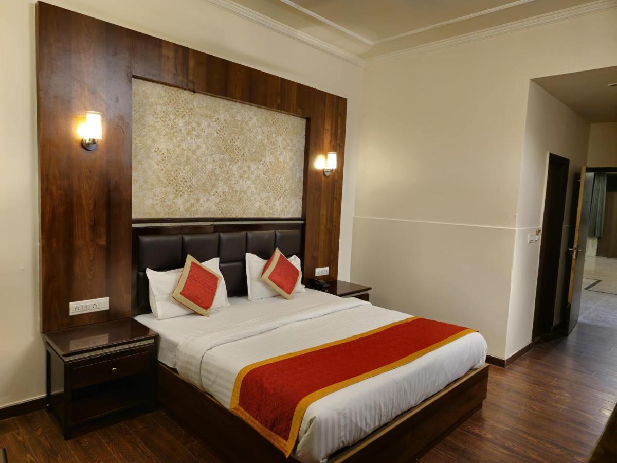 ג'איפור Hotel Prime Safari מראה חיצוני תמונה